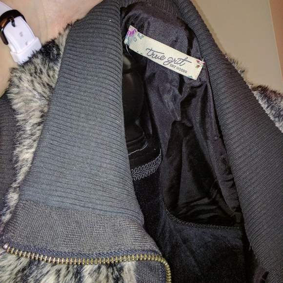 True Grit - Picture 4 of 4